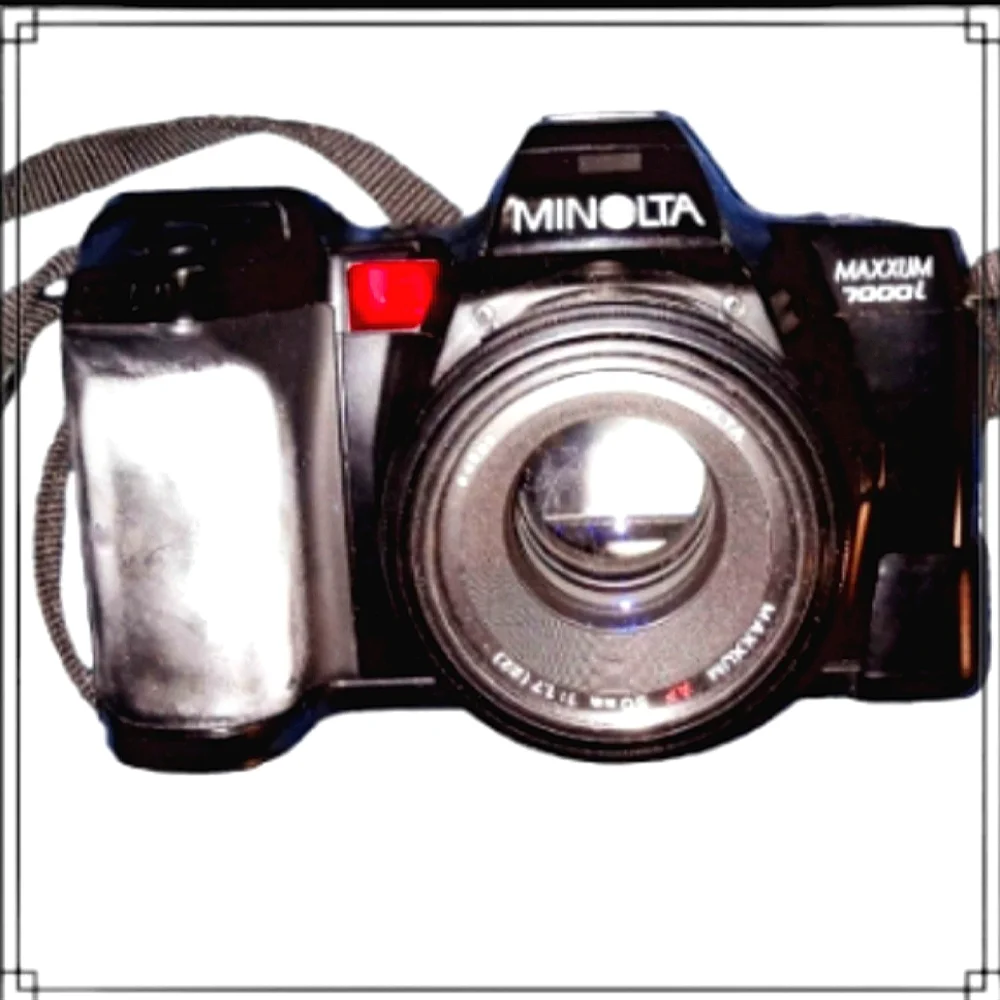 Vintage Minolta Maxxum 7000i 35mm Film Camera